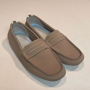 ROTHY’S THE DRIVER LOAFER SLIP ON LATTE TAN ELEGANT COMFORT WOMENS SZ 9.5 EUC